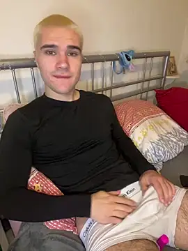 los freaky online show from March 25, 11:49 am