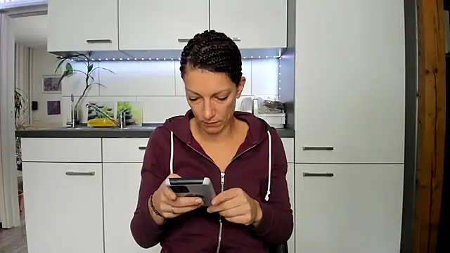 Axunamun online show from November 25, 8:47 am