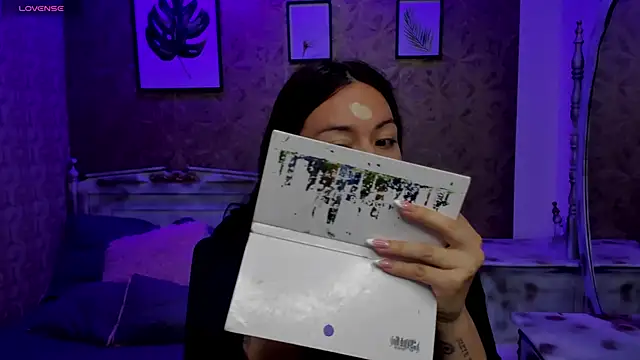 Dali collin online show from May 26, 1:18 pm