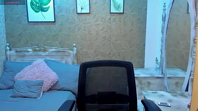 Snapshot of Dali_collin chatting on June 26, 1:37 pm Dali collin online show from June 26, 1:37 pm