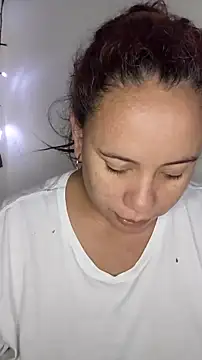 Snapshot of luzdanna chatting on November 16, 10:54 am luzdanna online show from November 16, 10:54 am