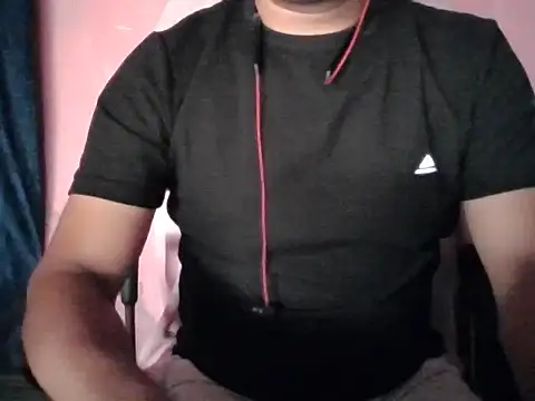 Snapshot of sexy_boy_hot_lund chatting on May 16, 10:36 am sexy boy hot lund online show from May 16, 10:36 am