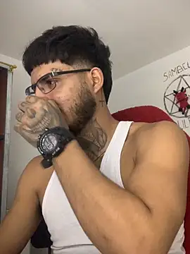 Snapshot of Lord_Luciferhot_Dirty666 chatting on November 22, 10:31 pm Lord Luciferhot Dirty666 online show from November 22, 10:31 pm