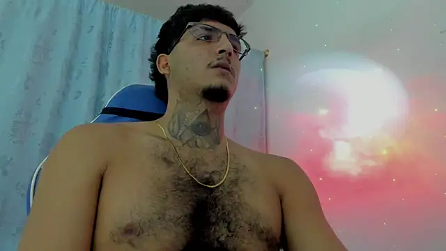 Snapshot of Lord_Luciferhot_Dirty666 chatting on December 22, 8:17 pm Lord Luciferhot Dirty666 online show from December 22, 8:17 pm