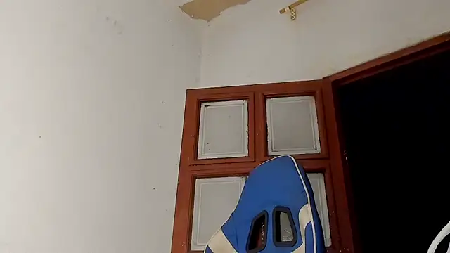 Snapshot of Lord_Luciferhot_Dirty666 chatting on April 4, 12:42 am Lord Luciferhot Dirty666 online show from April 4, 12:42 am