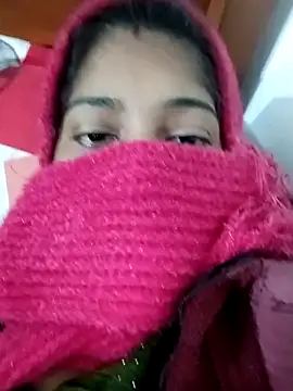 Snapshot of 3USHA chatting on December 17, 1:22 am 3USHA online show from December 17, 1:22 am