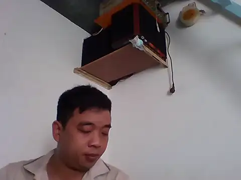 Snapshot of Boy_kuto77 chatting on December 18, 3:12 am Boy kuto77 online show from December 18, 3:12 am