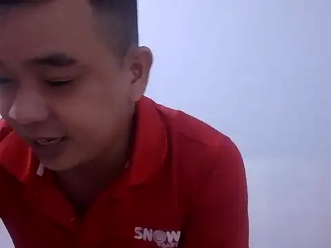 Snapshot of Boy_kuto77 chatting on January 17, 2:38 am Boy kuto77 online show from January 17, 2:38 am