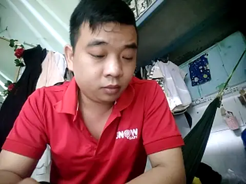 Snapshot of Boy_kuto77 chatting on February 5, 2:05 am Boy kuto77 online show from February 5, 2:05 am