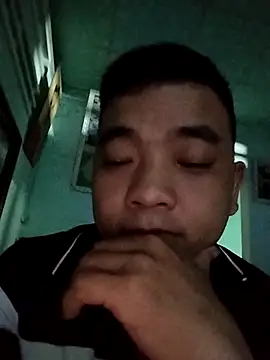 Snapshot of Boy_kuto77 chatting on February 18, 5:42 pm Boy kuto77 online show from February 18, 5:42 pm