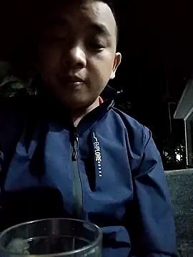 Snapshot of Boy_kuto77 chatting on February 20, 4:29 pm Boy kuto77 online show from February 20, 4:29 pm