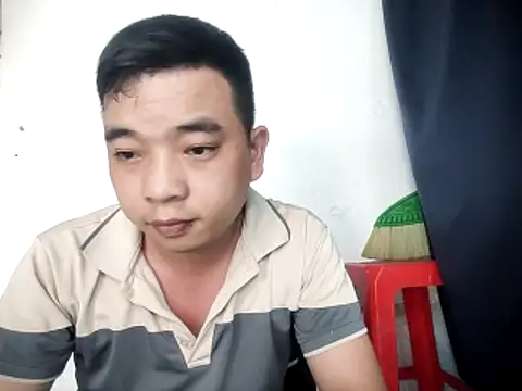 Snapshot of Boy_kuto77 chatting on February 28, 6:47 am Boy kuto77 online show from February 28, 6:47 am