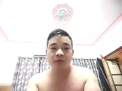 Snapshot of Boy_kuto77 chatting on March 4, 6:14 pm Boy kuto77 online show from March 4, 6:14 pm