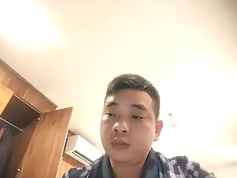 Snapshot of Boy_kuto77 chatting on March 5, 5:42 pm Boy kuto77 online show from March 5, 5:42 pm