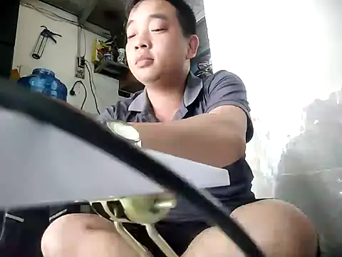 Snapshot of Boy_kuto77 chatting on March 15, 6:19 am Boy kuto77 online show from March 15, 6:19 am