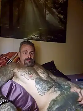 Snapshot of sethdarby chatting on October 22, 5:19 am sethdarby online show from October 22, 5:19 am