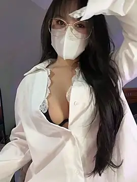 Donna11 online show from February 5, 1:32 am