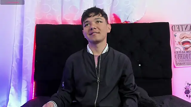 Snapshot of kody_sexy chatting on October 13, 11:32 am kody sexy online show from October 13, 11:32 am