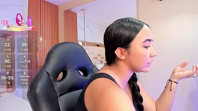 julieta rosee online show from October 27, 10:14 pm