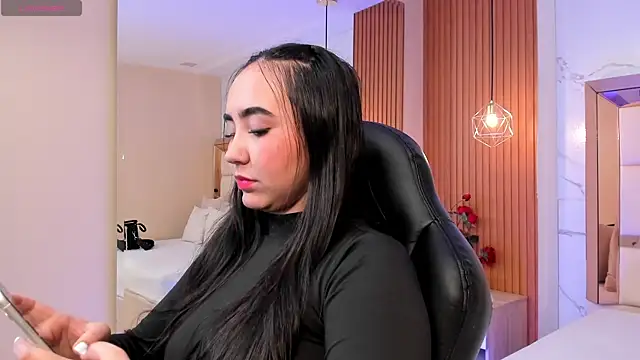 julieta rosee online show from February 26, 9:47 pm