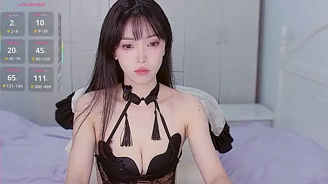 Snapshot of XiaoNana_ chatting on October 2, 1:23 am XiaoNana online show from October 2, 1:23 am