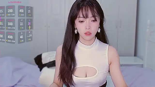 Snapshot of XiaoNana_ chatting on October 14, 1:17 am XiaoNana online show from October 14, 1:17 am