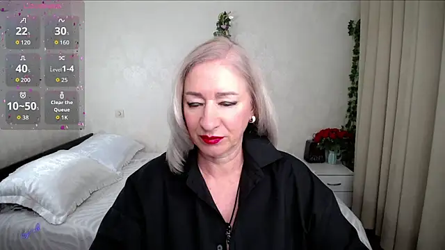 Snapshot of hunters_woman chatting on May 28, 3:09 pm hunters woman online show from May 28, 3:09 pm