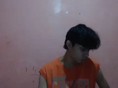 Snapshot of Kyoshi_19 chatting on December 3, 8:34 am Kyoshi 19 online show from December 3, 8:34 am