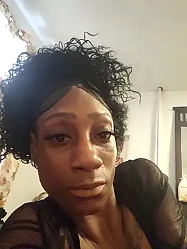 Snapshot of DontWonder23_ chatting on December 17, 1:06 pm DontWonder23 online show from December 17, 1:06 pm