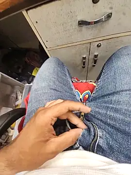 Snapshot of _Danny__ chatting on October 5, 3:10 pm Danny online show from October 5, 3:10 pm