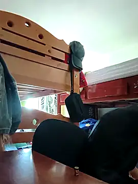 Snapshot of Exlifer chatting on April 14, 5:41 pm Exlifer online show from April 14, 5:41 pm