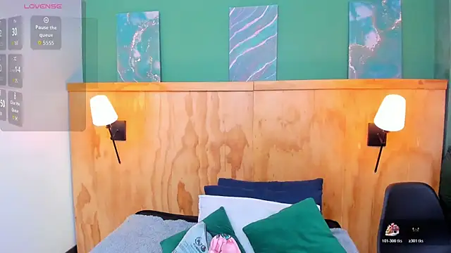 milavega  online show from March 2, 11:50 am