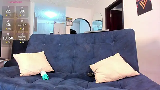 Snapshot of Steven_baby69 chatting on December 19, 1:56 am Steven baby69 online show from December 19, 1:56 am