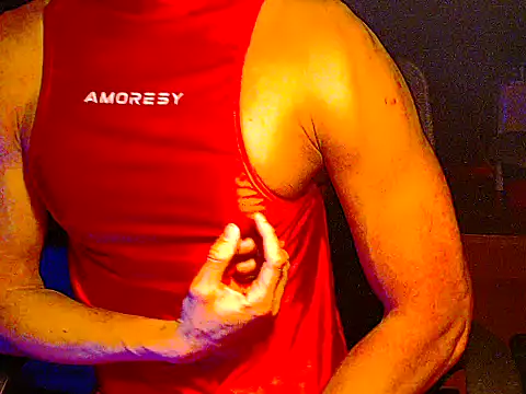 Snapshot of but1069 chatting on December 15, 6:12 pm but1069 online show from December 15, 6:12 pm