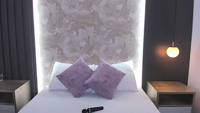 saliha pinky online show from October 14, 2:23 am