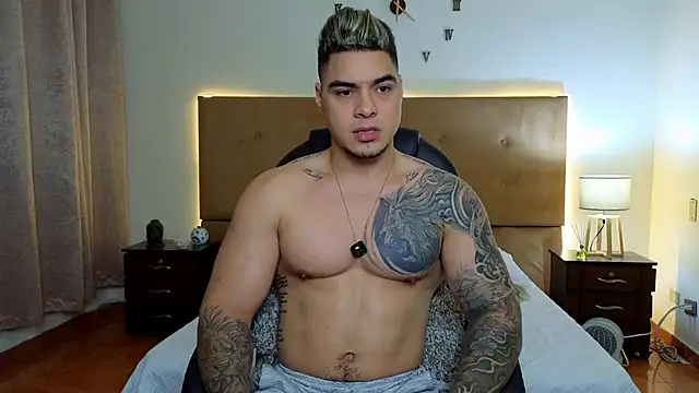 Steven Velez online show from September 15, 12:54 am