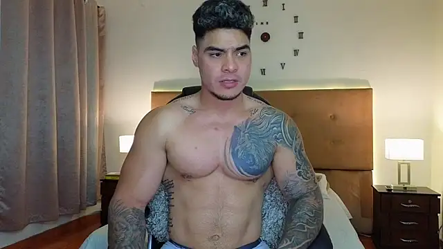 Steven Velez online show from February 23, 1:25 am