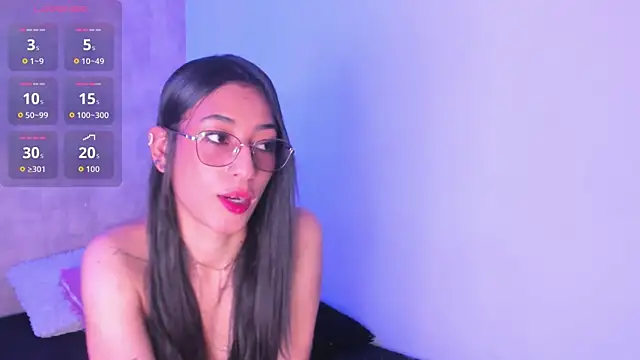 Snapshot of Becky_G chatting on October 20, 4:57 am Becky G online show from October 20, 4:57 am