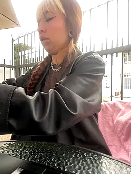 Sallem Pink online show from November 24, 11:10 am