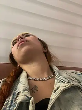 Sallem Pink online show from January 15, 11:37 am