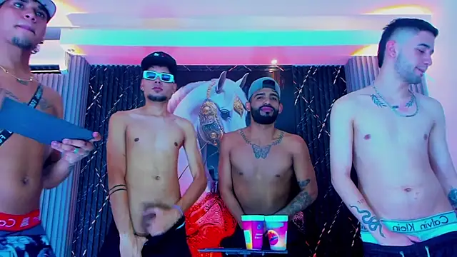 Snapshot of Dominic_Max_ chatting on September 15, 5:02 pm Dominic Max  online show from September 15, 5:02 pm