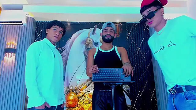 Snapshot of Dominic_Max_ chatting on September 21, 3:19 am Dominic Max  online show from September 21, 3:19 am