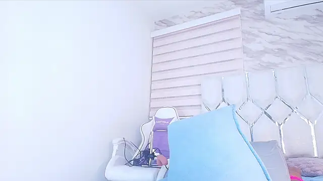 cataleya ebony  online show from August 1, 3:06 am