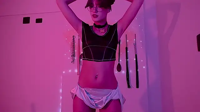 Snapshot of nina_kink chatting on May 24, 9:20 pm nina kink online show from May 24, 9:20 pm
