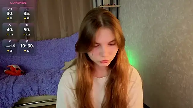 Snapshot of Nika_OMG chatting on September 18, 5:37 pm Nika OMG online show from September 18, 5:37 pm