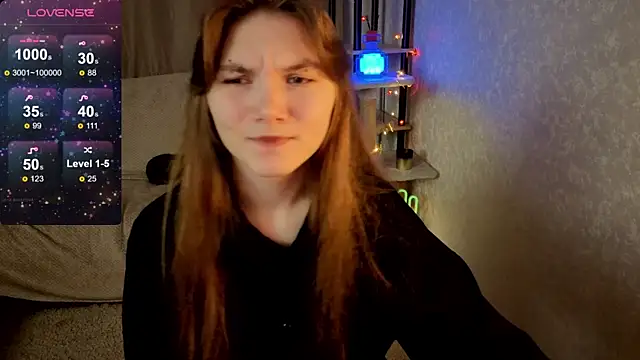 Snapshot of Nika_OMG chatting on November 16, 8:25 pm Nika OMG online show from November 16, 8:25 pm