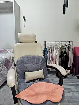 Monna online show from February 3, 7:41 pm