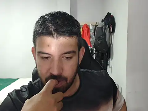 Axel11113 online show from November 22, 3:27 am