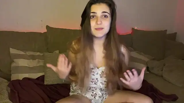 Snapshot of Vivalenti_Kiss chatting on November 21, 1:21 pm Vivalenti Kiss online show from November 21, 1:21 pm