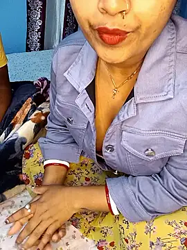 Snapshot of Naughty-Chaaya chatting on January 8, 2:41 pm Naughty-Chaaya online show from January 8, 2:41 pm